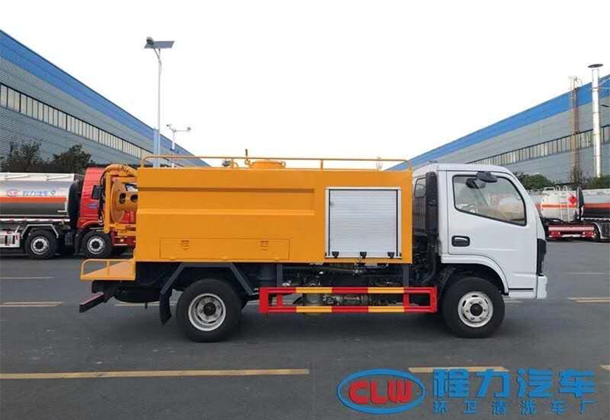 東風(fēng)福瑞卡藍牌高壓清洗車