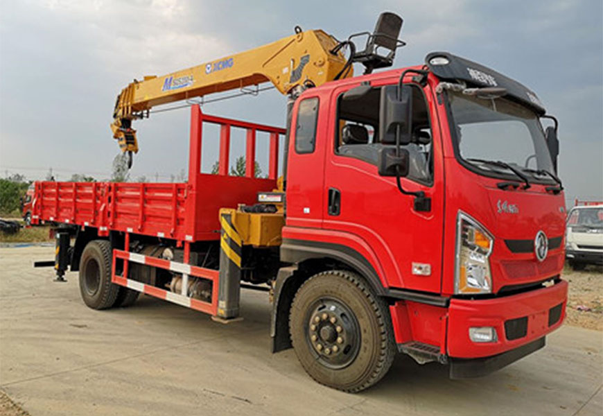 東風(fēng)暢行D1國(guó)六隨車(chē)吊